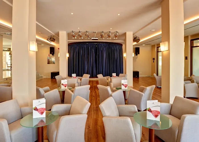 Hotel Hipotels Flamenco Conil 4*