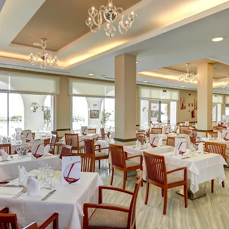 Hipotels Flamenco Conil Отель Кониль-де-ла-Фронтера