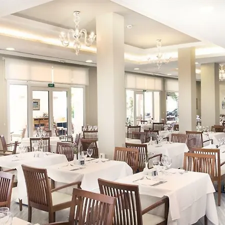 Hipotels Flamenco Conil Отель