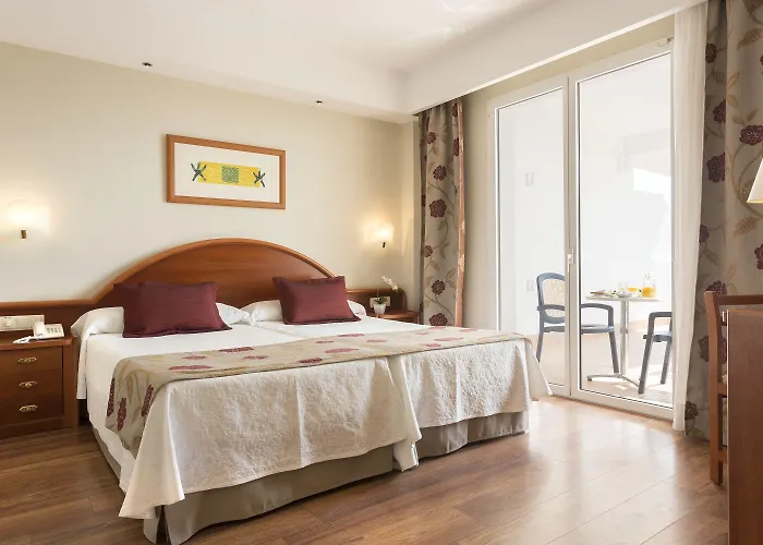 Hipotels Flamenco Conil 4*