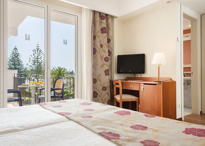 Hotel Hipotels Flamenco Conil 4*